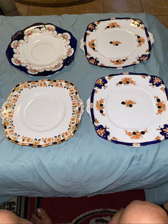 Royal Albert Other - Vintage Royal Albert Heirloom Crown China England Cake Plate Set of 4